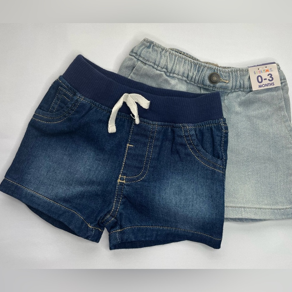 Baby Girl Lot of 2 Shorts size 0-3 months
